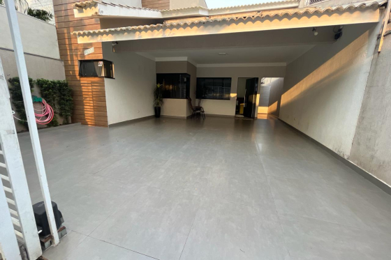 Casa 224m Umuarama-PR 233