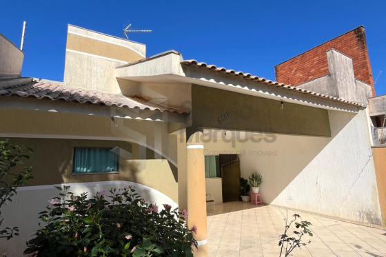 Sobrado 184m Umuarama-PR 393