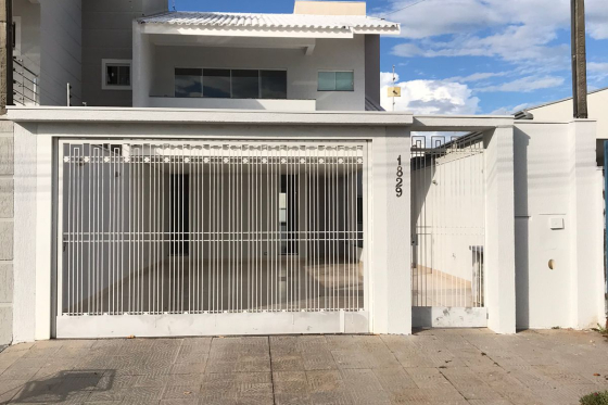 Sobrado 209m Umuarama-PR 230